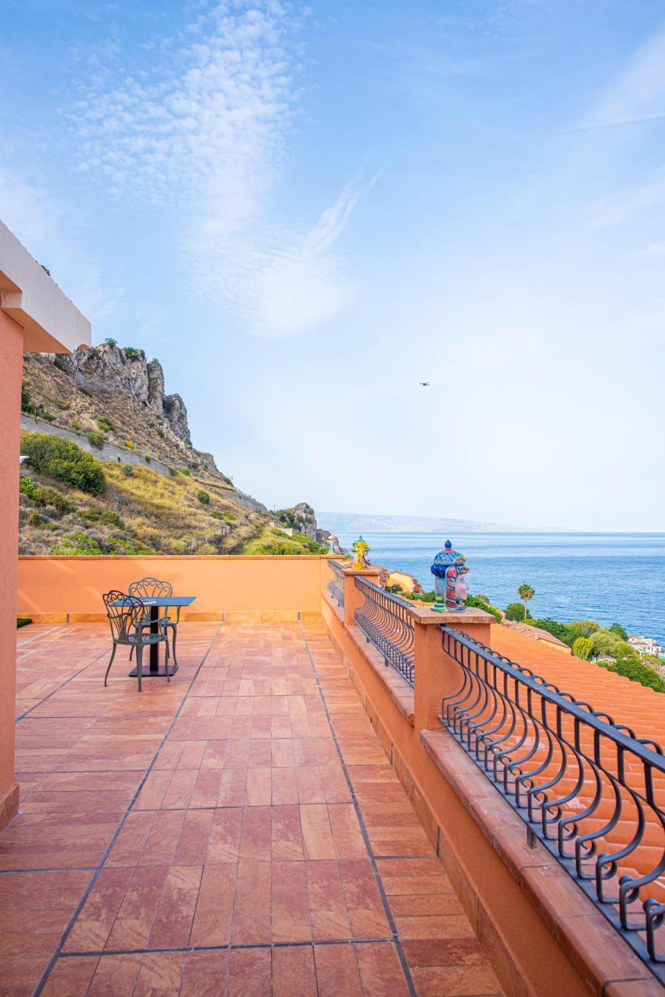 Hotel Baia Taormina - Cdshotels 4*