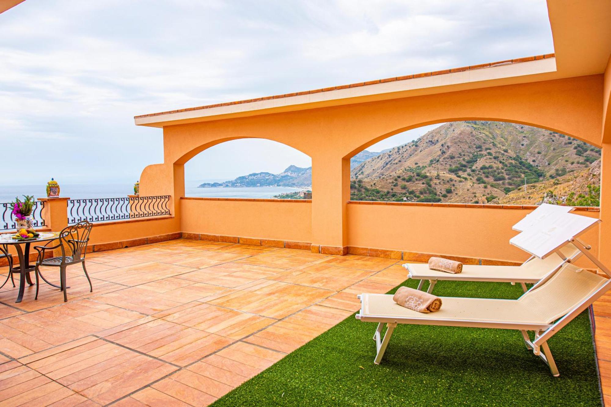 Hotel Baia Taormina - Cdshotels 4*