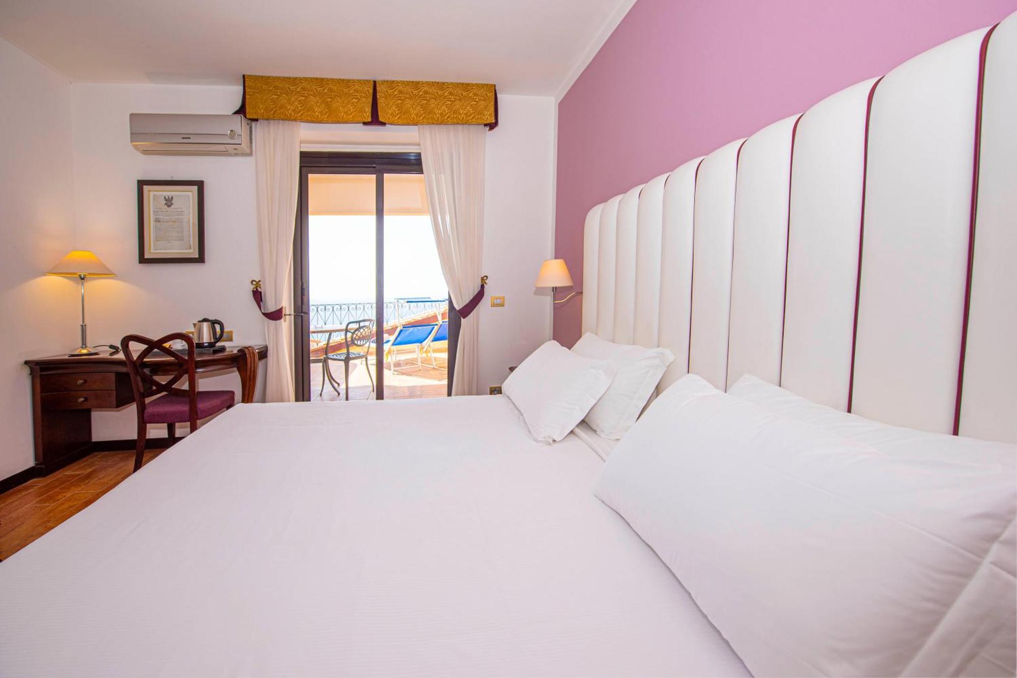 Hotel Baia Taormina - Cdshotels