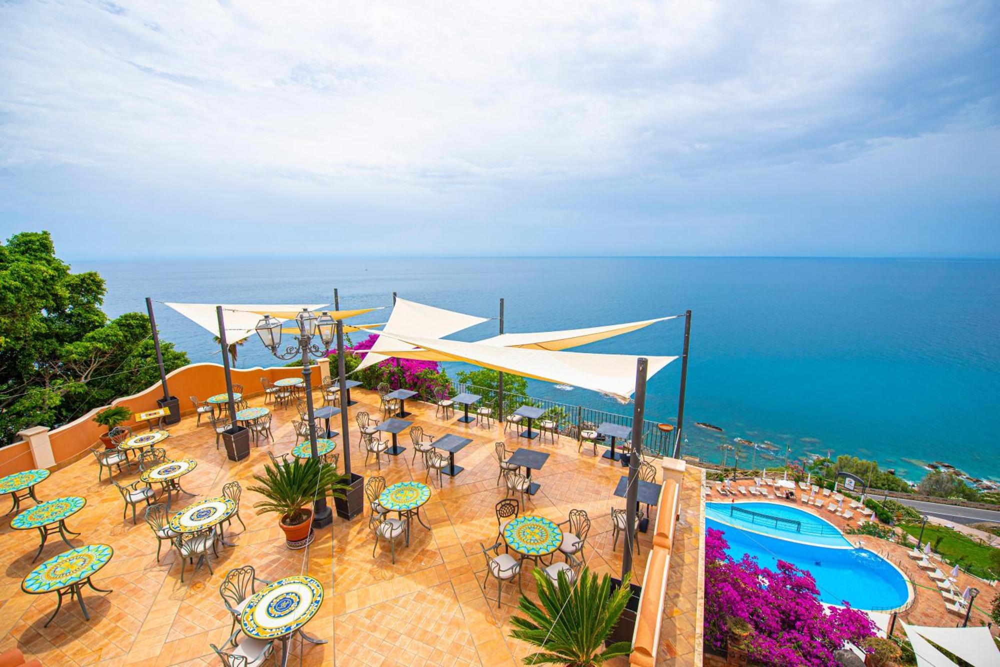 Hotel Baia Taormina - Cdshotels Forza dʼAgro